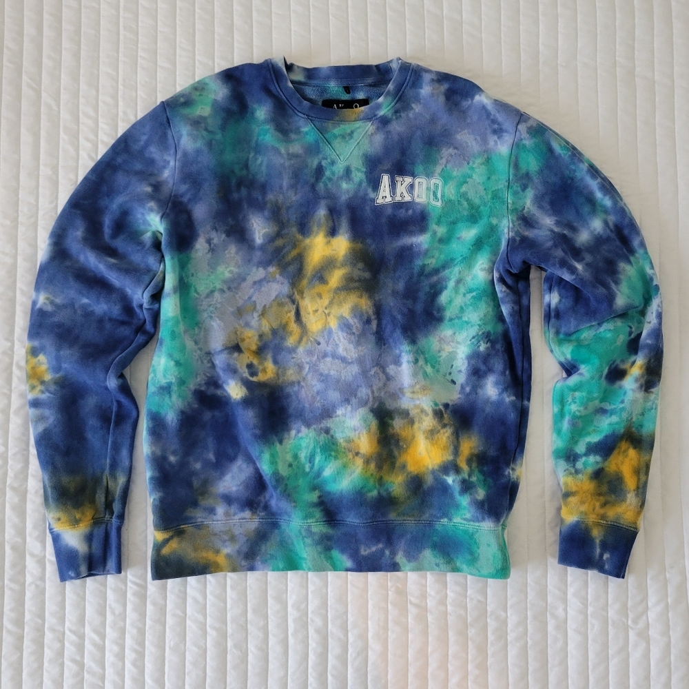 Akoo tie dye sweatshirt for men. Size S